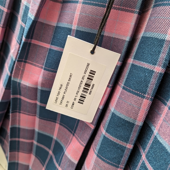 Love too true plaid Tiffany pink and blue pleated skirt - Picture 3 of 5